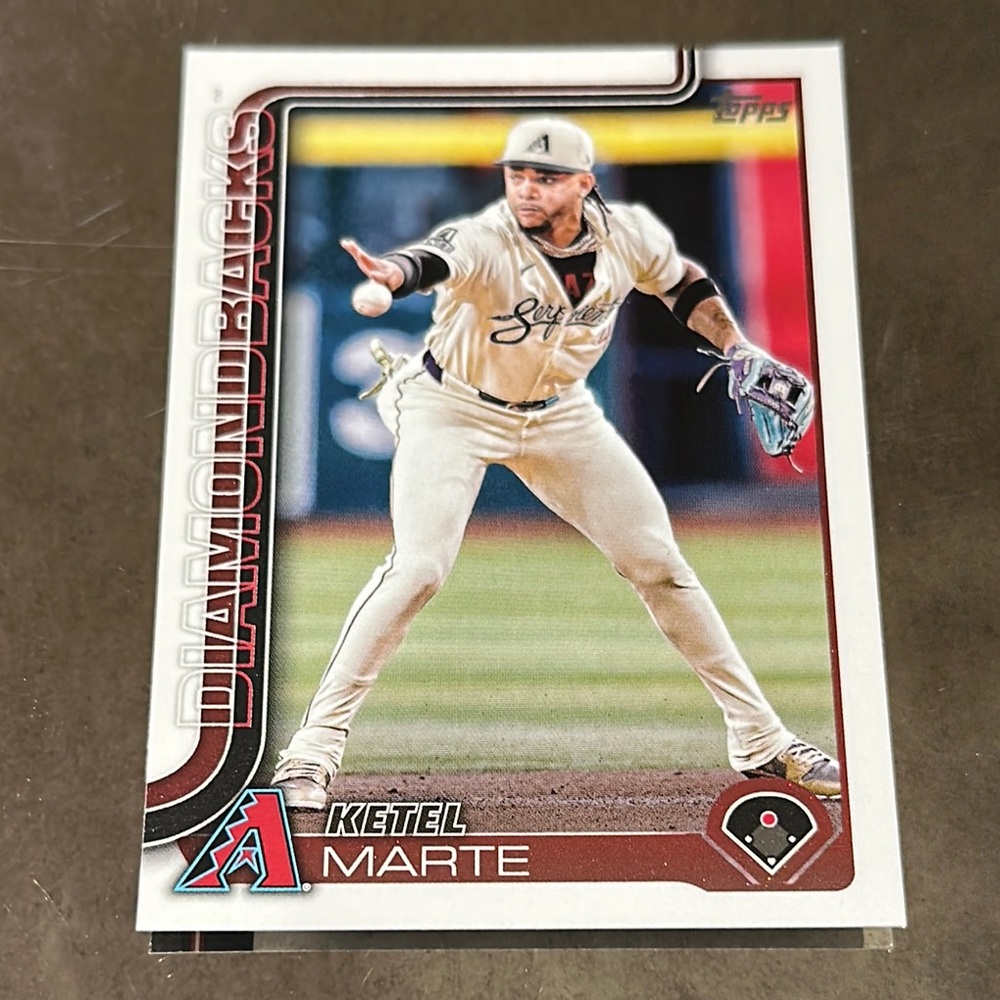 Topps Diamondbacks Ketel Marte Card - White and Red - Picture 1 of 1